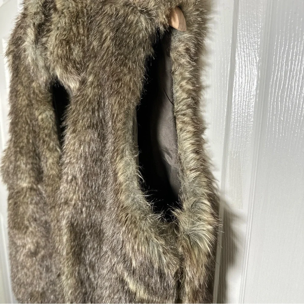 Michael Kors Faux Fur Vest Women’s X-Large Two Clasp Closure Brown Moto Mob Wife